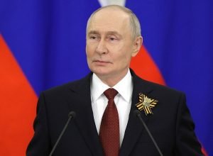 Putin descarta encontro com Zelenski após carta aberta