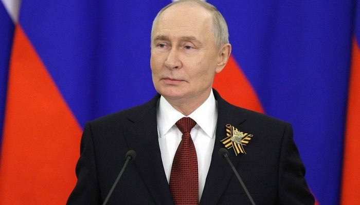 Putin descarta encontro com Zelenski após carta aberta