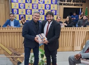 Santa Maria da Boa Vista celebra com honrarias em sessão solene