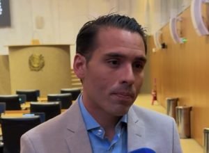 Deputado reforça apoio a políticas para inclusão de autistas