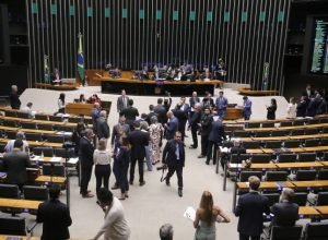 Redução da maioridade penal gera críticas e acende debate sobre segurança pública