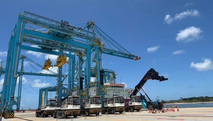 Suape inaugura terminal de contêineres e desafia contrato antigo