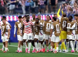 Estados Unidos vence Paraguai com goleada na estreia da Copa do Mundo