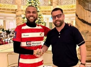 Sandro Raniere assume como técnico em clube de Daniel Alves em Portugal