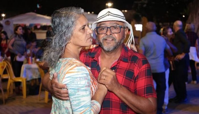 São João na Praça celebra cultura nordestina em Petrolina