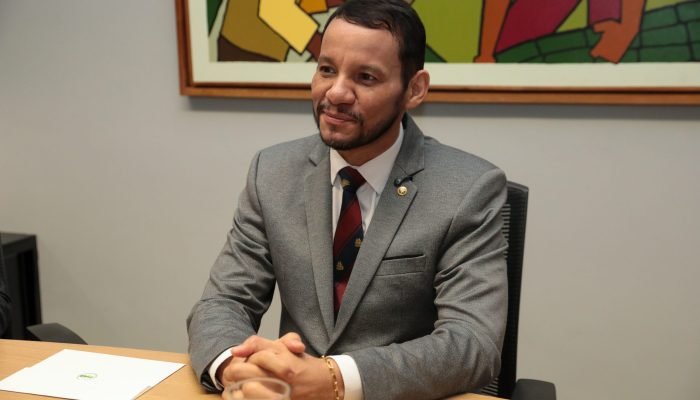Clodoaldo Battista assume como defensor público-geral de Pernambuco