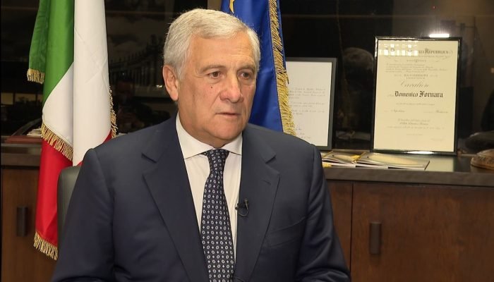Incidente diplomático: chanceler da Itália cancela viagem aos EUA após declarações de Trump