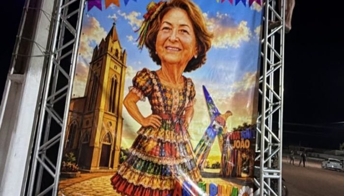 Ex-prefeita Dionéia Lacerda é homenageada no São João 2026 em Araripina