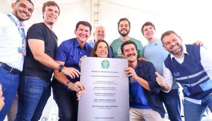 Entrega de 200 moradias em Petrolina realiza sonho de famílias