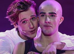 Musical em homenagem a Paulo Gustavo oferece desconto no Dia do Orgulho LGBT+