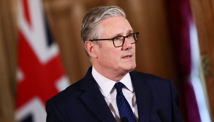 Mercados europeus reagem a negociações Eua-irã e saída de Starmer