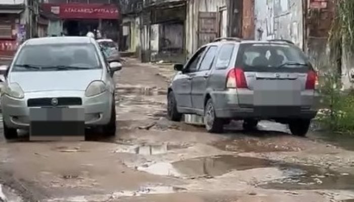 Moradores de Olinda enfrentam caos com buracos e alagamentos