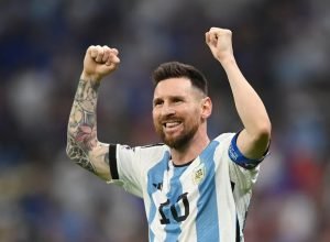 Craque argentino brilha na Copa com cinco gols em dois jogos