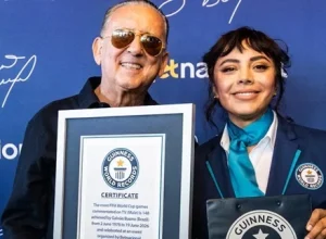 Narrador brasileiro entra para o Guinness com recorde em Copas do Mundo