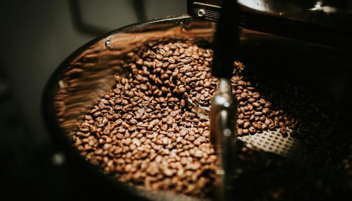 Exportação de café registra queda de 18% na safra 2025/26
