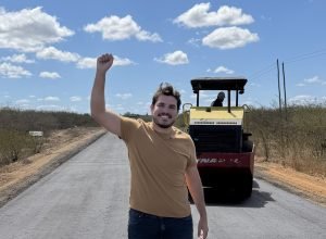 Prefeito de Orocó destaca melhorias na estrada do Projeto Brígida