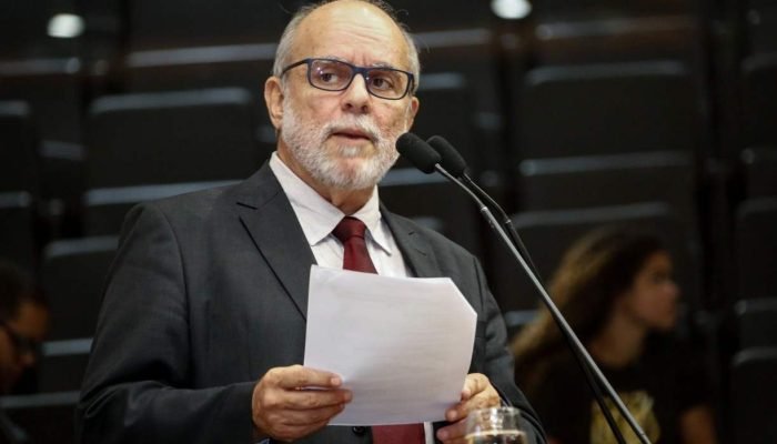 Pernambuco decreta luto oficial por morte de Waldemar Borges