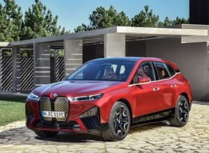 Venda do carro elétrico mais barato do Brasil é suspensa devido a custos