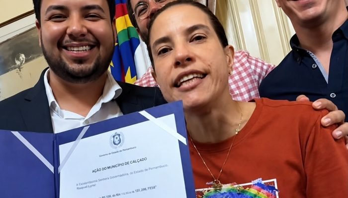Prefeito de Calçado e governadora assinam projeto para recapeamento da Pe-158