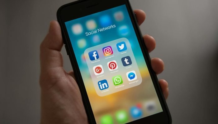 Regulação de Big Techs avança na Câmara e gera tensão com EUA