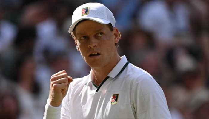 Jannik Sinner derrota Djokovic e avança à final de Wimbledon