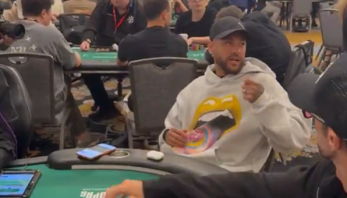 Neymar participa de torneio de pôquer em Las Vegas após Copa do Mundo