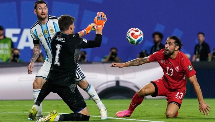 Argentina supera Suíça na prorrogação e avança para semifinal da Copa