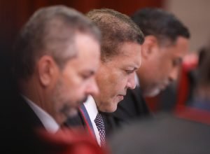 TSE discute regras para pesquisas eleitorais com institutos