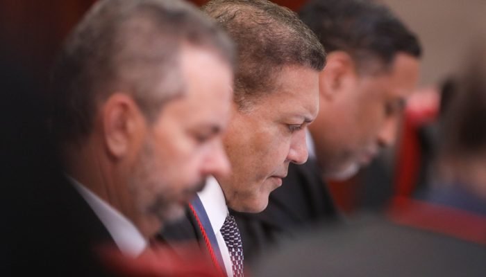 TSE discute regras para pesquisas eleitorais com institutos