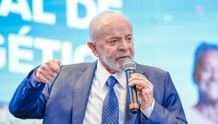Educação política passa a integrar currículo escolar no Brasil