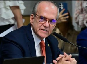 Imbróglio no Senado pode favorecer Fernando Dueire
