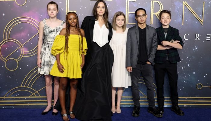 Angelina Jolie planeja nova fase após filhos atingirem maioridade