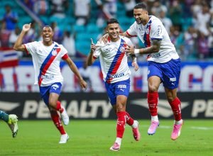 Bahia supera Chapecoense e mantém posição no Brasileirão