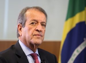 Valdemar Costa Neto nega envolvimento em cotas de emendas parlamentares