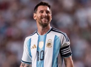 Messi reflete sobre derrota na Copa do Mundo e elogia Espanha