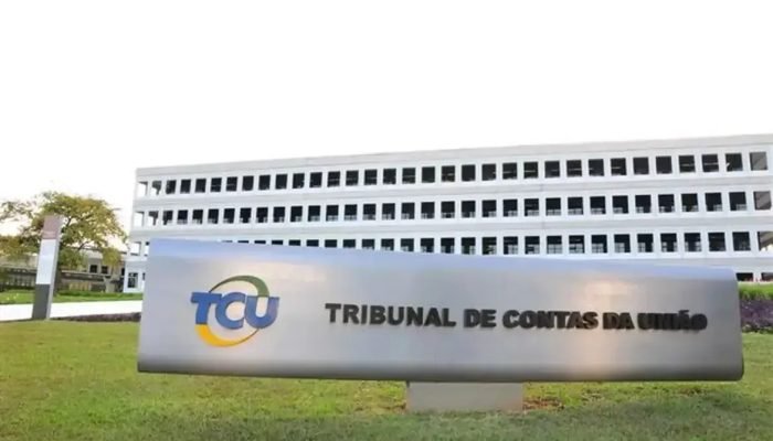 TCU propõe aumento de gratificações após liberar pagamentos acima do teto