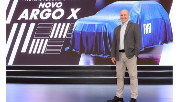 Fiat revela Argo X e planos de produção em Betim