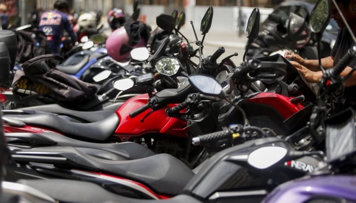 Justiça obriga São Paulo a credenciar Uber para mototáxi em 48 horas