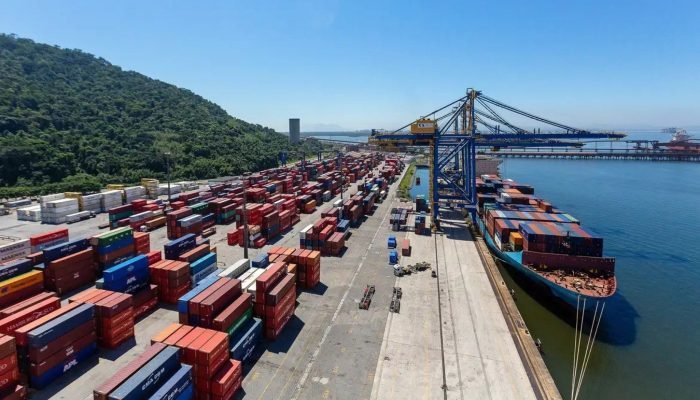 Sobretaxa de 12,5% dos EUA atinge produtos brasileiros por alegações de trabalho forçado