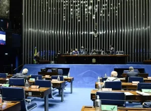 Indefinição do Senado sobre CBS pode gerar disputa judicial em 2027