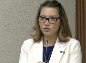 Janja lança serviço de teleatendimento em saúde mental para mulheres