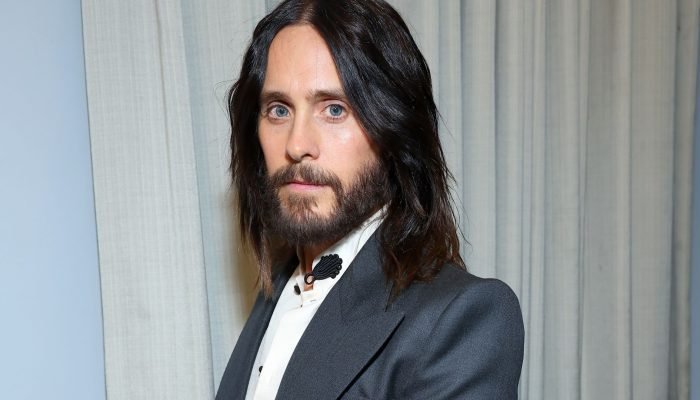 Jared Leto nega acusações de crimes sexuais após documentário da BBC
