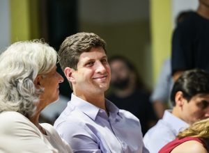 João Campos anuncia quatro hospitais em PE: desafio de viabilidade financeira