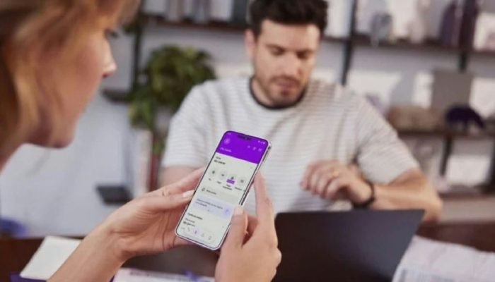 Justiça autoriza bloqueio de contas de devedores no Nubank e outros bancos