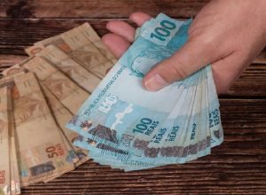 Justiça autoriza pagamento de R$ 2,745 bilhões em atrasados do INSS