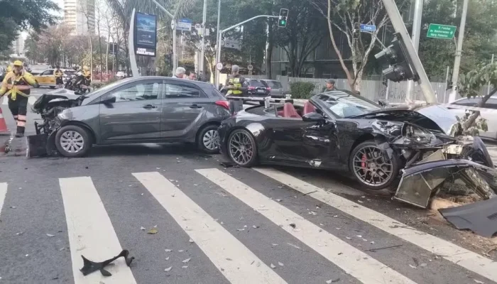 Justiça de SP condena influenciadores a indenizar vítimas de acidente de carro