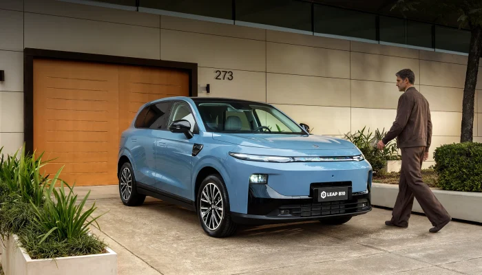 Leapmotor B10 REEV estreia no Brasil com tecnologia híbrida avançada