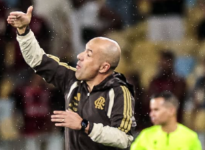 Leonardo Jardim analisa eliminação do Flamengo na Libertadores