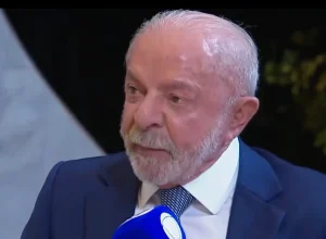 Lula critica Mendonça por divulgação seletiva de informações