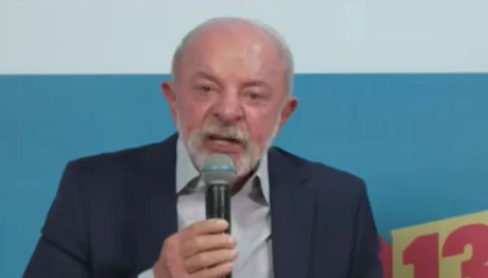 Lula critica negacionismo e convoca militância para reta final da campanha